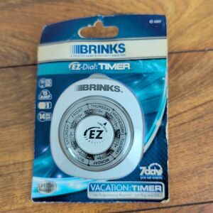 Brinks EZ-Dial 7 Day Vacation Timer Model 42-1009 NEW SEALED